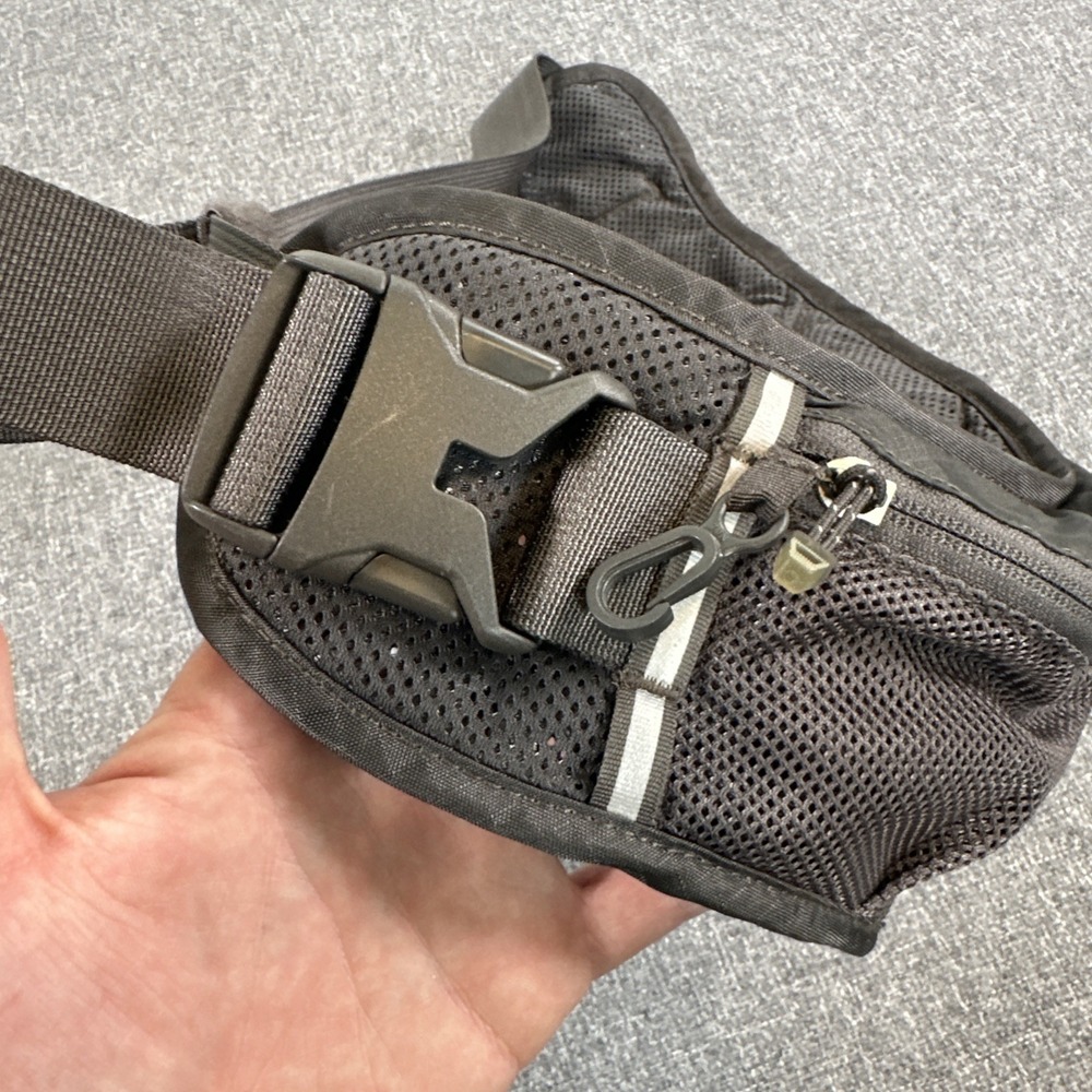 The North Face Flight Series Running Belt Waist Pack Black Hydration Hiking - Picture 3 of 8